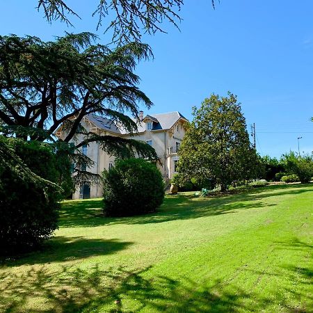 Hotel Domaine Des Ondes Millau Exterior foto