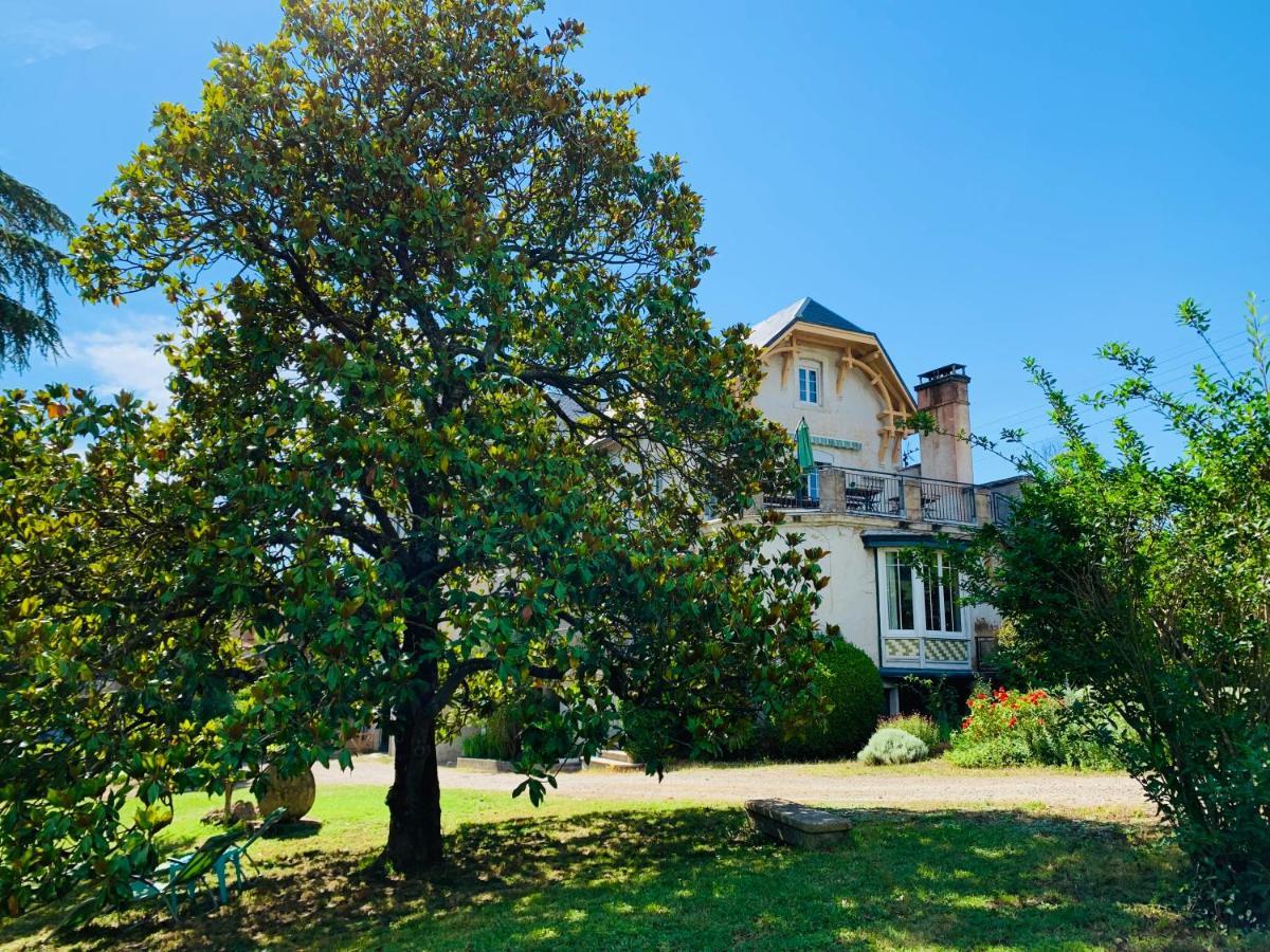 Hotel Domaine Des Ondes Millau Exterior foto